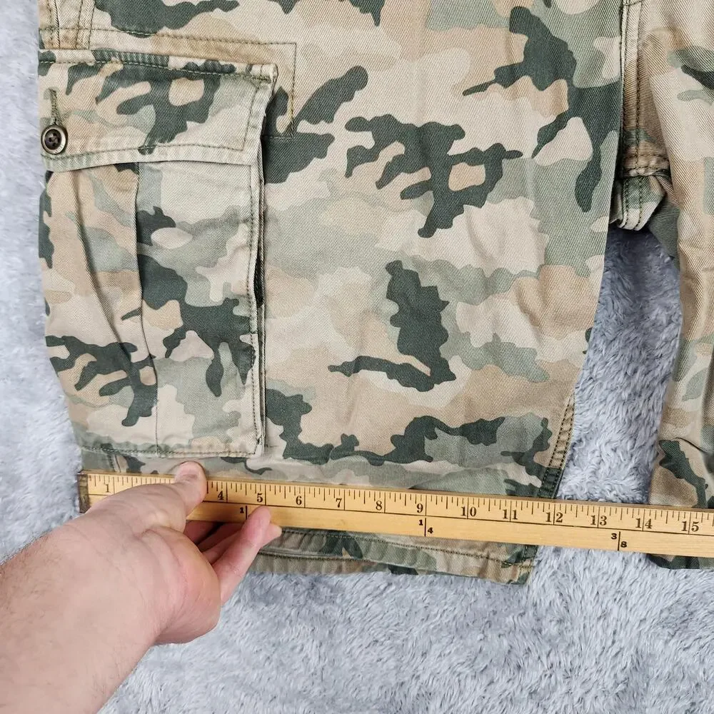 Levis Cargo Shorts Mens 36 Green Camo Utility Pockets Outdoor Army Casual Hiking
